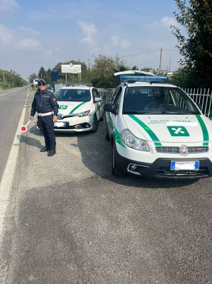 Fermato perché sprovvisto di revisione, circolava a Fara nonostante il fermo. Multato per quasi 2000 euro