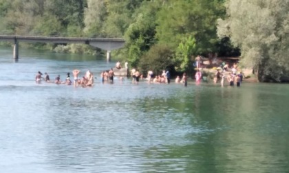 La colonnina di mercurio sale, tutti all'Adda per un bagno... proibito