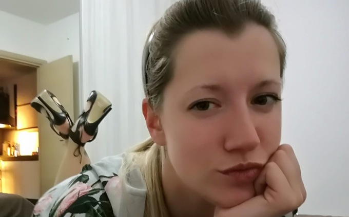 Giovane mamma muore nel sonno, accanto a lei la figlia di un anno e mezzo