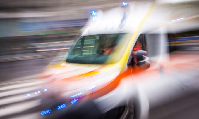 Tragedia in A4: tenta di attraversare l’autostrada ma viene investito dalle auto