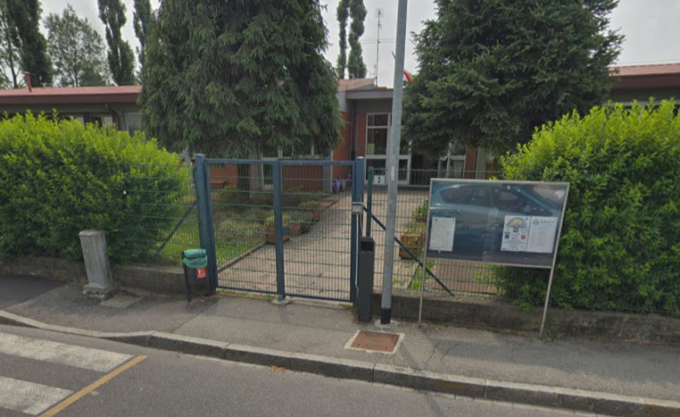 Ladri alla scuola materna di Melzo per rubare le monetine dei distributori