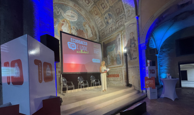 Ecuosacco compie 10 anni e li festeggia parlando di indifferenziata e ambiente