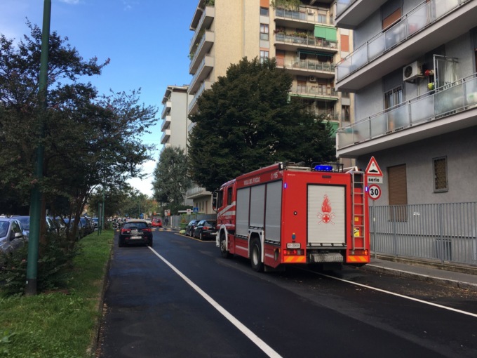 Anziana cade in casa e non riesce a rialzarsi, intervento “in quota” dei Vigili del fuoco