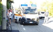 Anziana cade in bicicletta a Bussero, attimi di forte preoccupazione