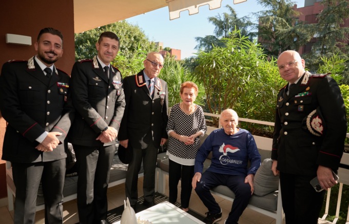 Carabinieri, le foto dei 100 anni del vice brigadiere in congedo Remigio Marangoni: gli auguri dell’Arma
