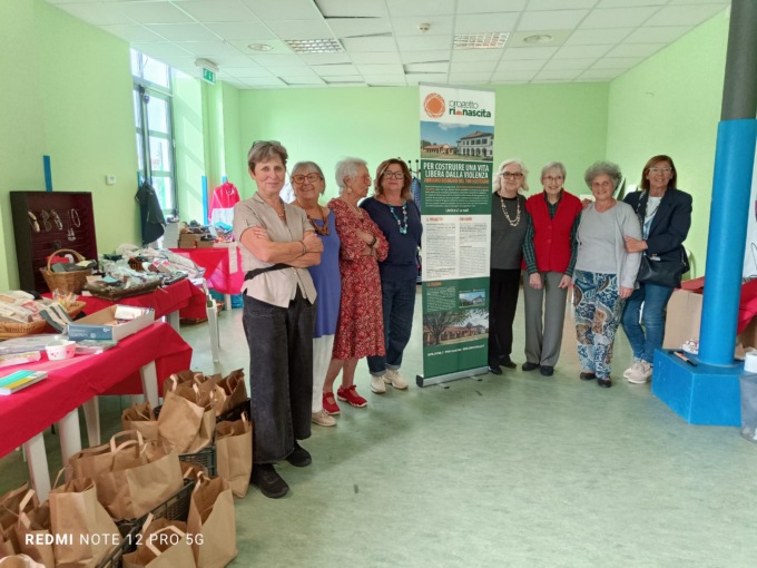A Cernusco sul Naviglio un mercatino per dare un rifugio a donne vittime di violenza