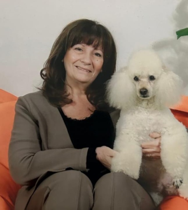 Cassina de’ Pecchi piange Giovanna Vavosotto, il volto sorridente negli uffici della Asl