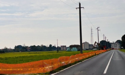 Gessate, lavori in corso per la realizzazione della pista ciclopedonale su via XXV aprile