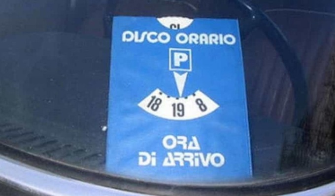 Brembate, zona disco in  via Bergamo