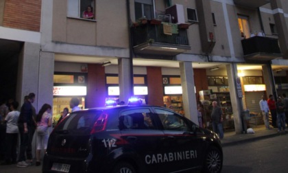 Ambulanza e Carabinieri in piazza Garibaldi per una lite: ma nessuno ha visto niente