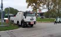 Autobus elettrico in panne a Segrate: in corso il recupero, disagi per il traffico