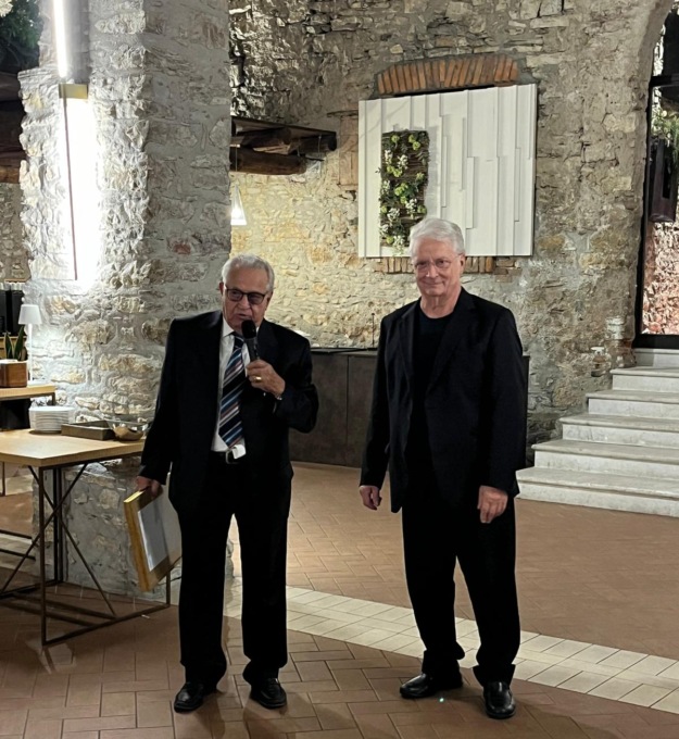 Al re del panettone Achille Zoia un premio alla carriera da Iginio Massari