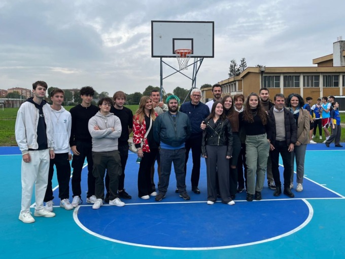 Istituto Marconi Gorgonzola, le foto dell’inaugurazione del nuovo campo da basket