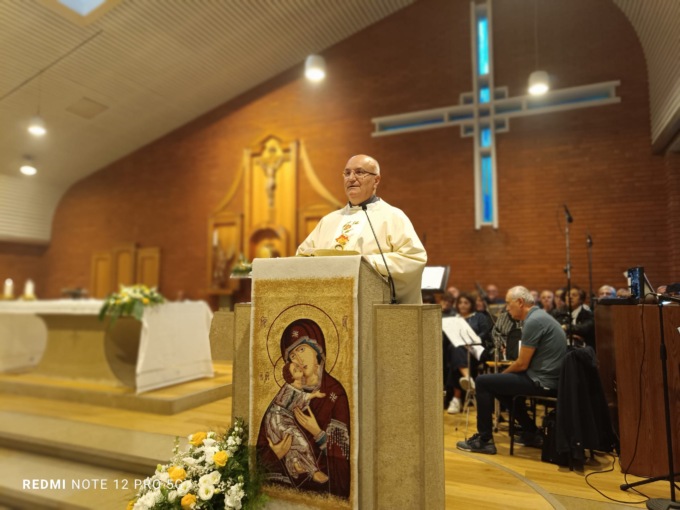 Cassina de’ Pecchi in festa per l’ingresso del nuovo parroco don Luigi Peraboni