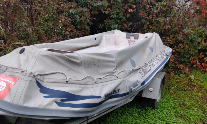 Dopo il vandalismo di Fara Gera d’Adda, la Bcc Treviglio dona un nuovo gommone ai Sommozzatori