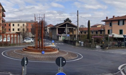 Brembate, piazza don Todeschini chiusa al traffico per un giorno