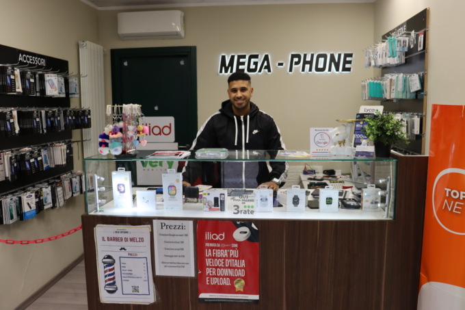 Compra un iPhone fasullo a Melzo: ecco come sventare la truffa