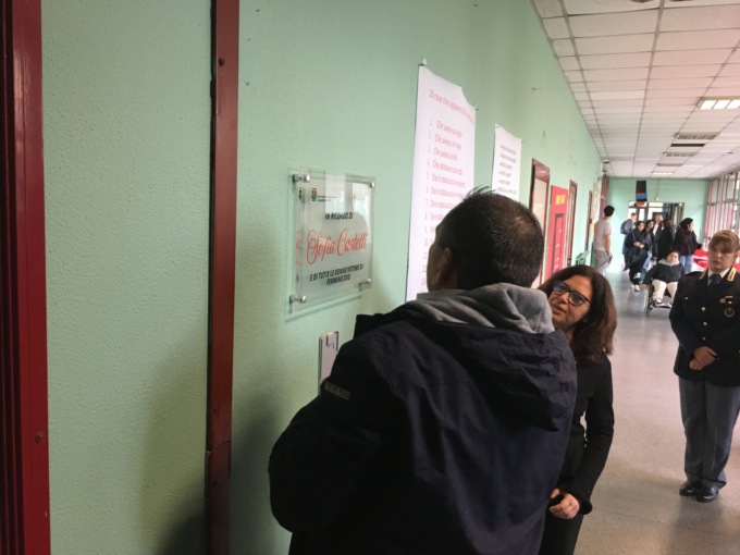 “Basta femminicidi”: l’auditorium del Da Vinci di Cologno Monzese porta il nome di Sofia