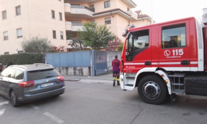 Non risponde ai vicini, 85enne trovato senza vita nella sua abitazione a Melzo