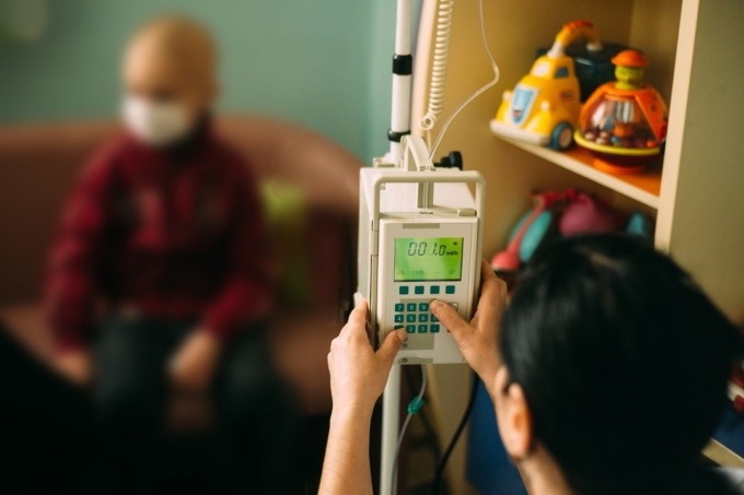 Minori in cura oncologica: rifinanziata la misura a sostegno delle famiglie