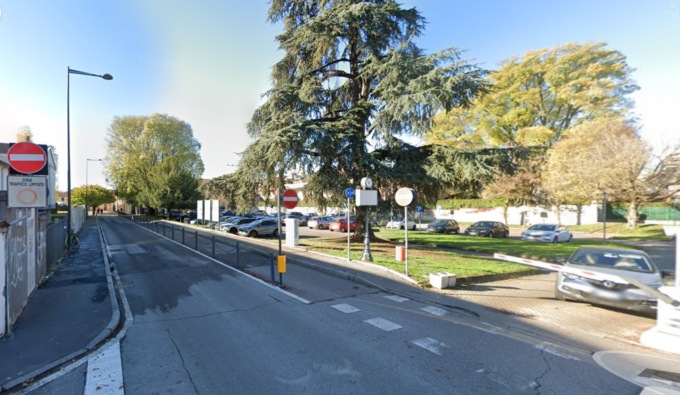 Per le strisce blu di Cernusco sul Naviglio l’ex gestore chiede mezzo milione di euro di danni