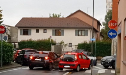 Contro la sosta selvaggia a Cernusco sul Naviglio arrivano i dissuasori in cemento