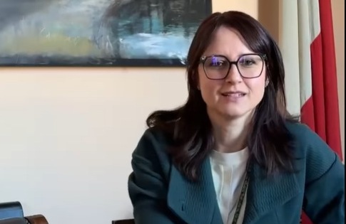 Un Natale senza il sindaco Ermanno Zacchetti, gli auguri della vice Paola Colombo