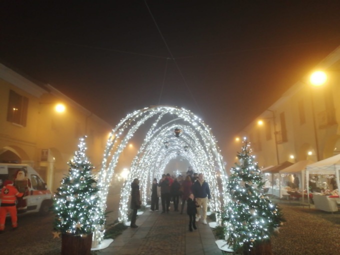 Anche a Melzo si accende la luce del Natale