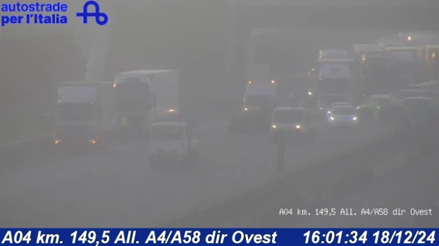 Doppio incidente in A4, coinvolto un tir: sul posto anche l’elisoccorso