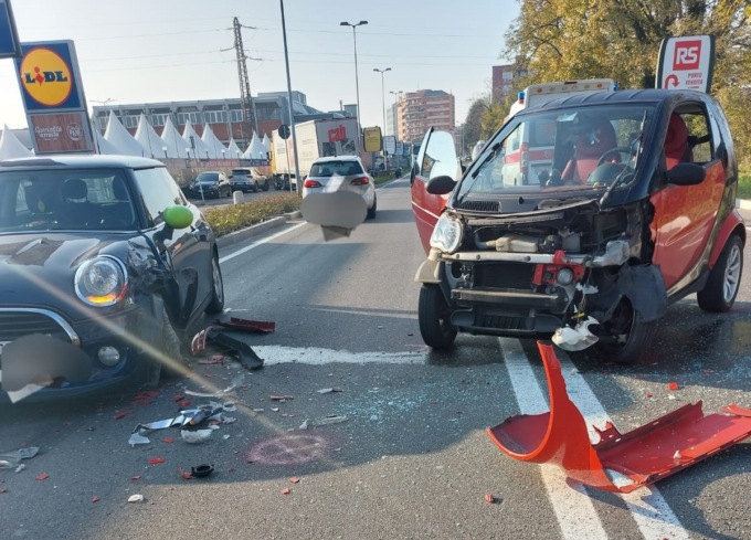 Frontale tra due auto, Padana chiusa al traffico per un’ora