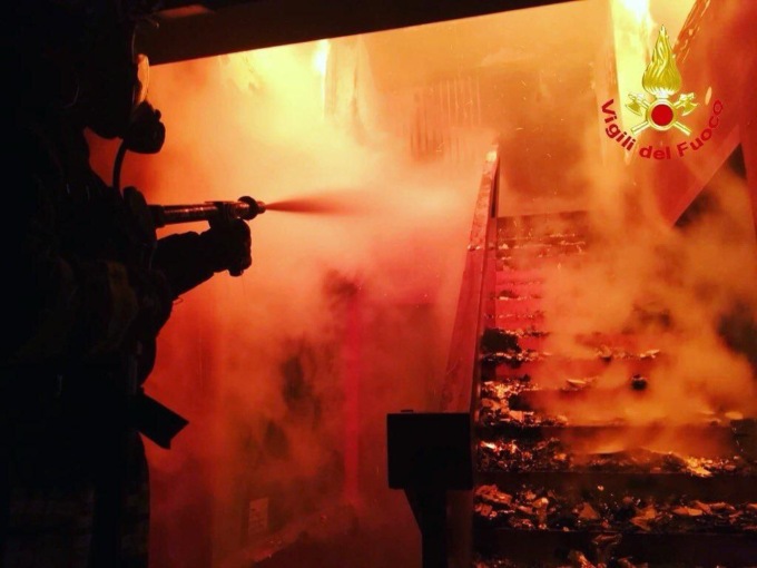 Notte di Capodanno: interventi dei pompieri, un accoltellato e due incidenti