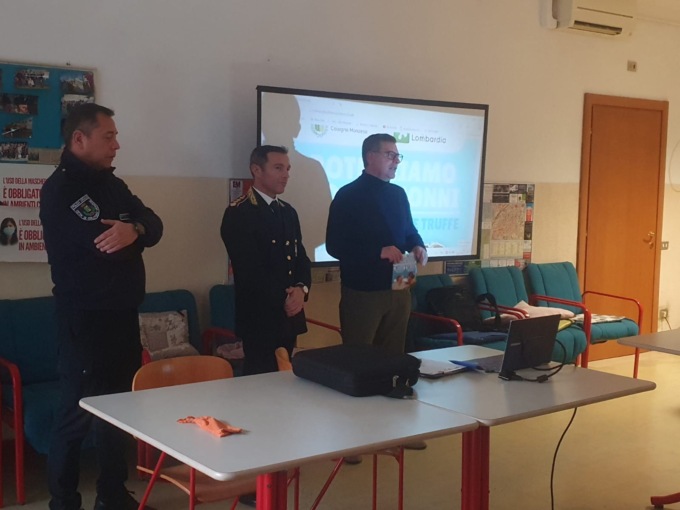 Anziani, occhio alle truffe! Polizia Locale in campo per la prevenzione