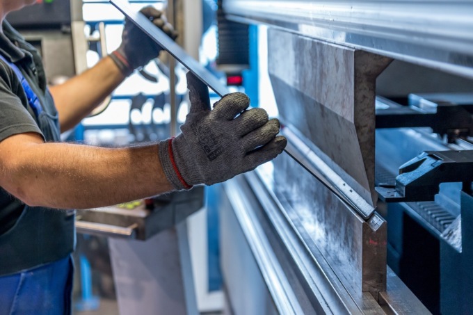 I dati del 2024: 1.120 imprese chiuse, 11mila persone costrette a cercare un nuovo lavoro