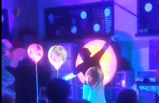 Arte e musica portano la magia del Natale al Cdi di Trezzo sull’Adda