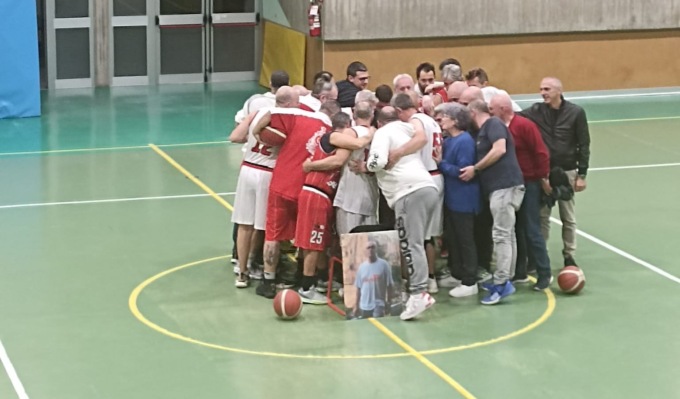 Pace fatta sulla mini-palestra: ricorso ritirato e addio processo