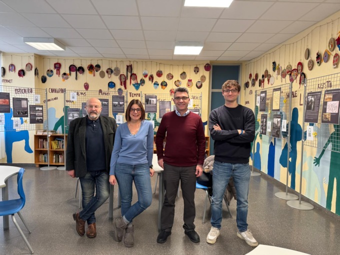 Giorno della memoria, amministratori a scuola per spiegare i contenuti della mostra