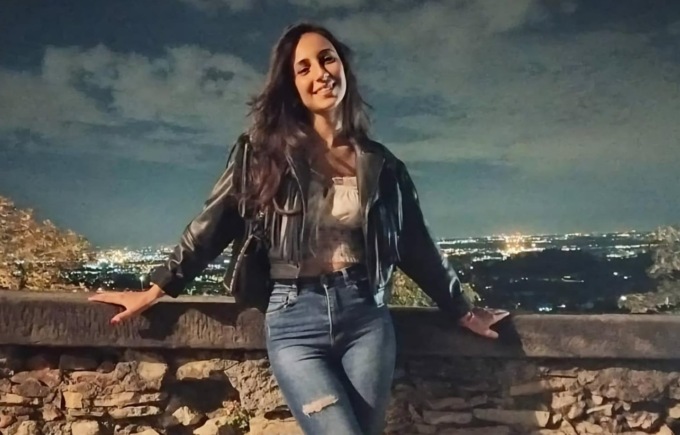 Tragico incidente frontale: muore ragazza di 23 anni