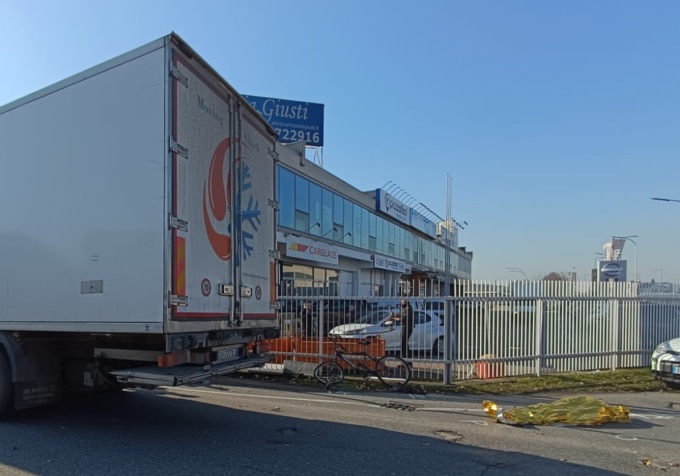 Investito sulla Padana superiore, muore a Cernusco un 74enne