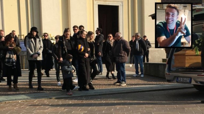 Famiglia, amici e pallavolo: dolore per l’ultimo saluto a William Procopio