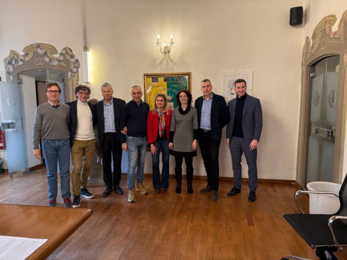 Accordo tra Comune e sindacati contro lavoro nero, gare al massimo ribasso e subappalti “selvaggi”