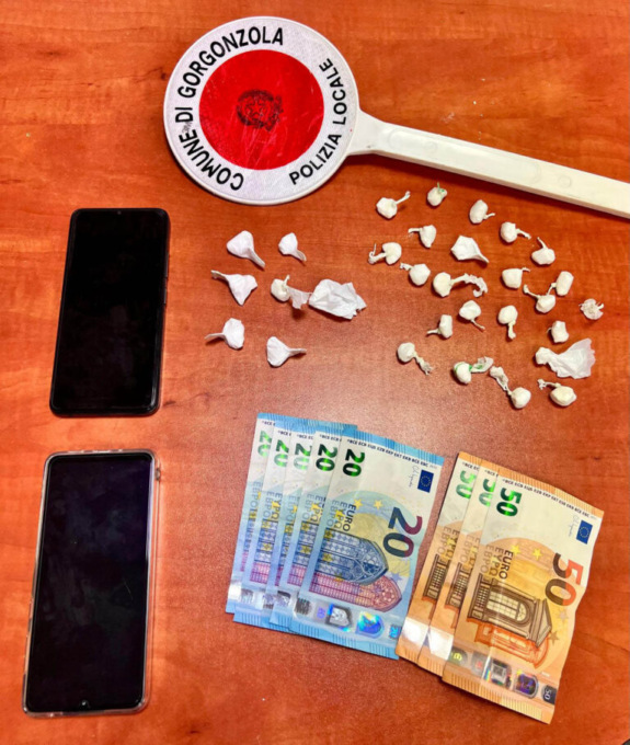 19enne arrestato a Gorgonzola per spaccio e possesso di cocaina