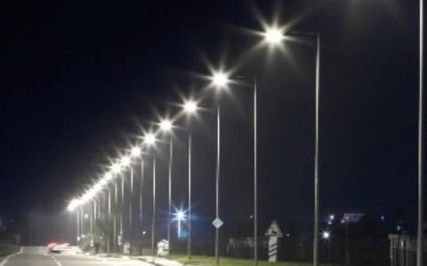 Tutto il paese sarà illuminato con i Led: “Risparmieremo 60mila euro ogni anno”