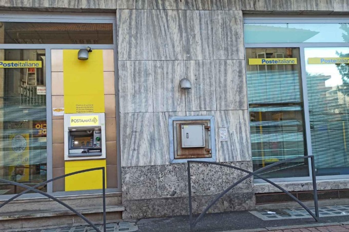 L’Ufficio postale di San Damiano riapre dopo tre mesi di lavori
