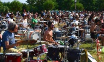 Cento musicisti rock insieme sul palco: aperte le candidature per Rockin' Pioltello