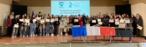 Itsos Marie Curie di Cernusco sul Naviglio promosso in francese: consegnati i diplomi Esabac