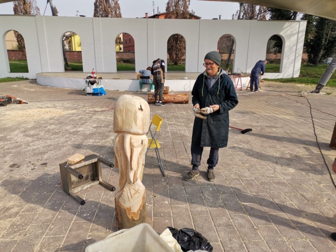 Un simposio di scultura dedicato alla pace a Cernusco sul Naviglio
