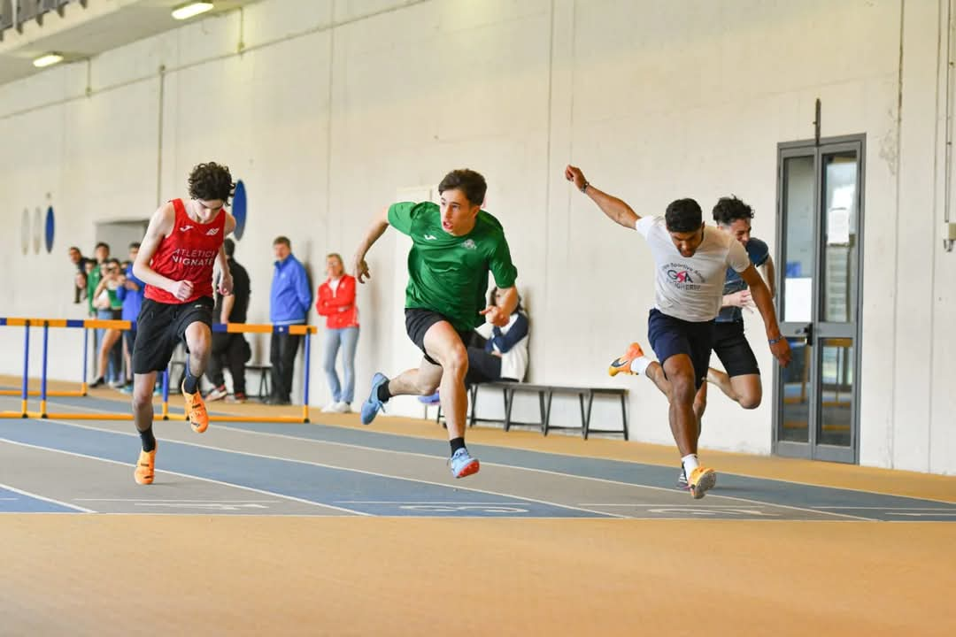 Arrivo al fotofinish di Lanzini ai regionali