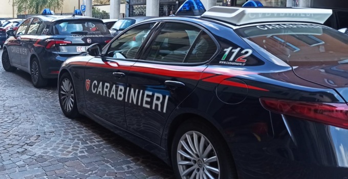 Esce dai domiciliari per un permesso e viene beccata con la droga: finisce in carcere