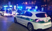 Non si ferma all'alt e scatta l'inseguimento: in auto aveva della cocaina