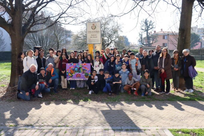 I ragazzi a Pioltello danno lezione sui Giusti: “Tra di voi spero ci sia il sindaco del futuro”